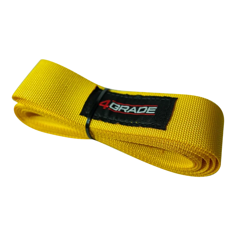 Kompletny zestaw żółto-czarnych taśm podwieszanych 4GRADE z uchwytem na drzwi zwinięte